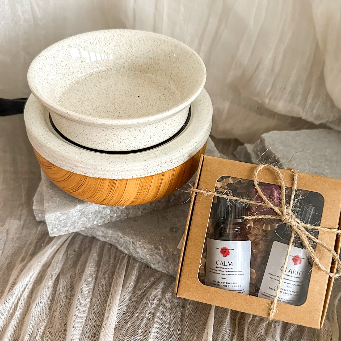 Deluxe Wax Warmer & Essential Oils Bundle – Elevate Your Home’s Ambience